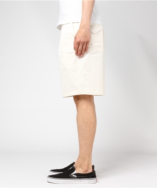 CIAOPANIC（チャオパニック）の「60/2ギャバジンミリタリー2タックワイドショーツ（チノパンツ・メンズ・オフホワイト/ベージュ/ネイビー・LARGE/SMALL/MEDIUM）」の9枚目の写真