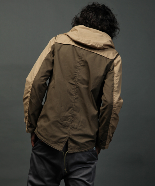 And A（アンドエー）の「F.R DUFFLE MODS（And A×FJALLRAVEN 