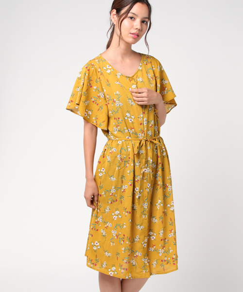 LBC（エルビーシー）の「プリント前開きワンピース                     （ワンピース・レディース・マスタード/ネイビー/ベージュ・LARGE/MEDIUM）」の4枚目の写真