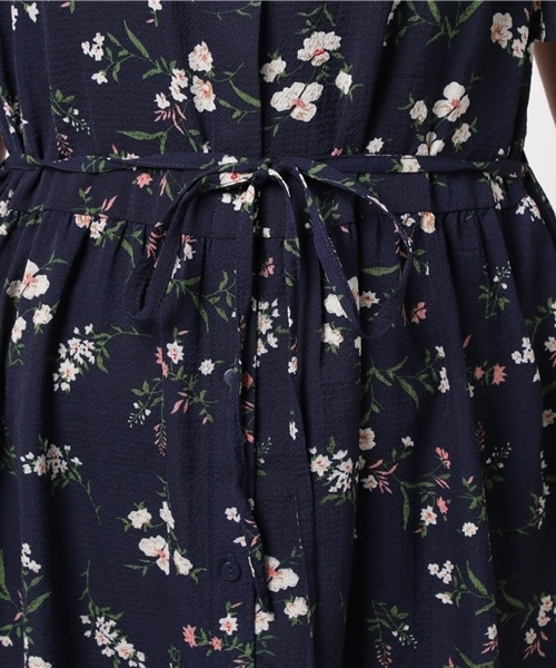 LBC（エルビーシー）の「プリント前開きワンピース                     （ワンピース・レディース・マスタード/ネイビー/ベージュ・LARGE/MEDIUM）」の13枚目の写真