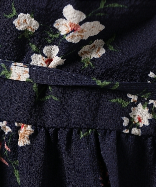 LBC（エルビーシー）の「プリント前開きワンピース                     （ワンピース・レディース・マスタード/ネイビー/ベージュ・LARGE/MEDIUM）」の14枚目の写真