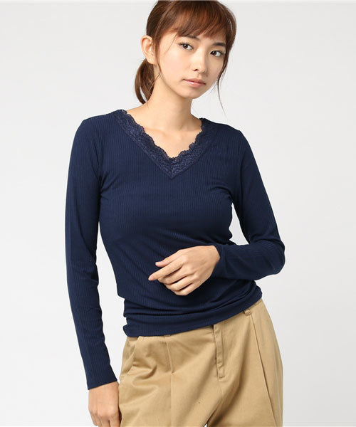 OLIVE des OLIVE（オリーブデオリーブ）の「衿レーステレコロンＴ（Tシャツ/カットソー・レディース・ブラック/ネイビー/オフホワイト/グリーン・FREE）」の4枚目の写真