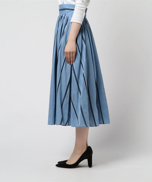 RIVE DROITE（リヴドロワ）の「ドビーストライプスカート-（スカート・レディース・オフホワイト/ブルー・FREE）」の3枚目の写真