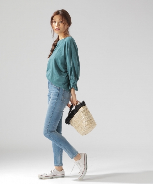 BAYFLOW（ベイフロー）の「スリムスキニーダメージデニム 18AW（デニムパンツ・レディース・チャコール/サックスブルー/インディゴブルー・26inch/23inch/24inch/22inch/25inch）」の5枚目の写真