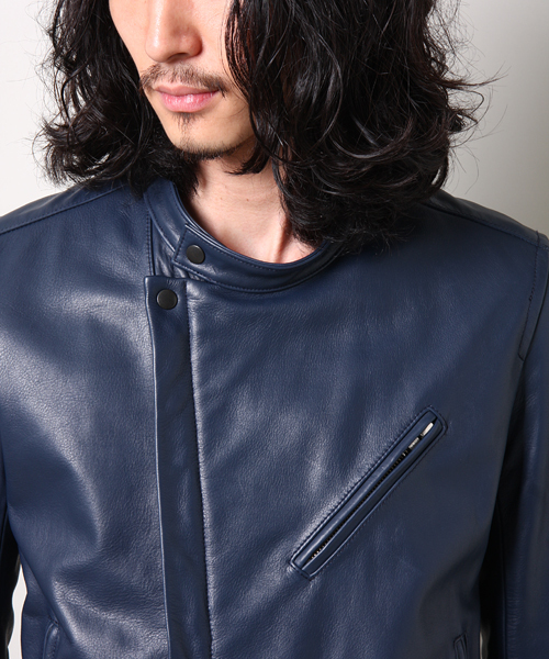 VOWEL（ヴォウェル）の「VOWELカウレザーアシンメトリーライダース