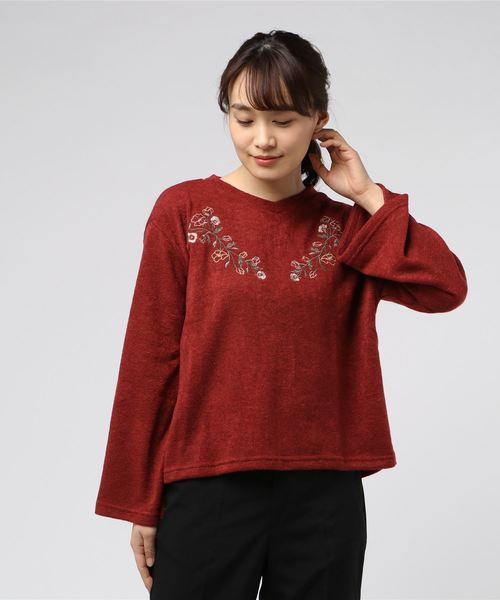 STYLEBLOCK（スタイルブロック）の「花柄刺繍フレアスリーブプルオーバー（Tシャツ/カットソー・レディース・ブラック/オレンジ/アイボリー/マスタード・M）」の4枚目の写真