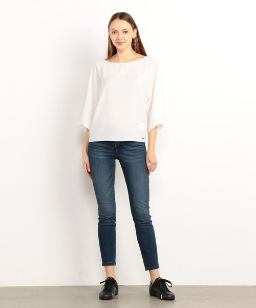 ARMANI EXCHANGE（アルマーニエクスチェンジ）の「【A|Xアルマーニ エクスチェンジ】ラグランスリーブブラウス（シャツ/ブラウス・レディース・ホワイト/ブラック・SMALL/MEDIUM/X-SMALL）」の8枚目の写真