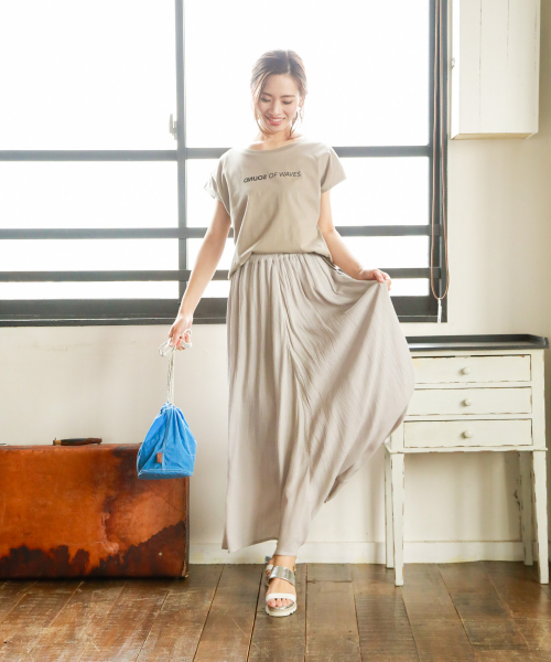 BAYFLOW(ベイフロー)の「カリフォルニアコットンフレンチスリーブロゴTシャツ(Tシャツ/カットソー・レディース・ブルー/ホワイト/ピンク/ベージュ・FREE)」の6枚目の写真