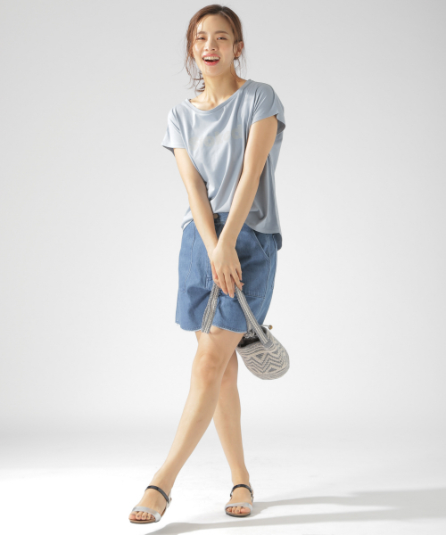 BAYFLOW(ベイフロー)の「カリフォルニアコットンフレンチスリーブロゴTシャツ(Tシャツ/カットソー・レディース・ブルー/ホワイト/ピンク/ベージュ・FREE)」の12枚目の写真