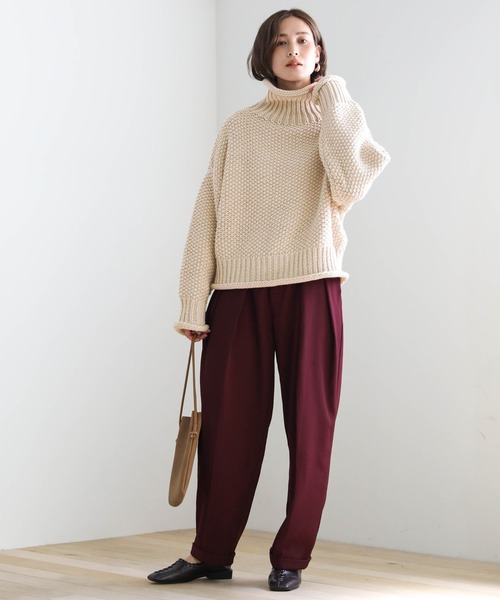 select MOCA（セレクトモカ）の「ローゲージハイネックタートルニット（ニット/セーター・レディース・ベージュ/アイボリー・FREE）」の8枚目の写真
