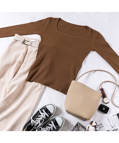 fifth(フィフス)の「スクエアネックコンパクトリブニット(ニット/セーター・レディース・ブラウン/アイボリー・MEDIUM)」の15枚目の写真