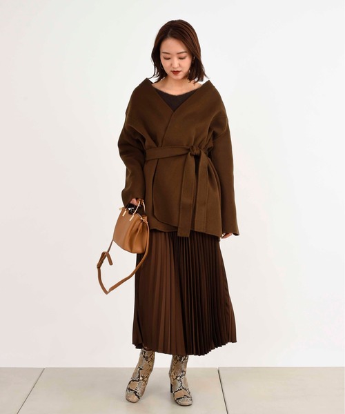 DouDou（ドゥドゥ）の「ベルト付ショートコート（その他アウター・レディース・グリーン/ブラウン・FREE）」の8枚目の写真