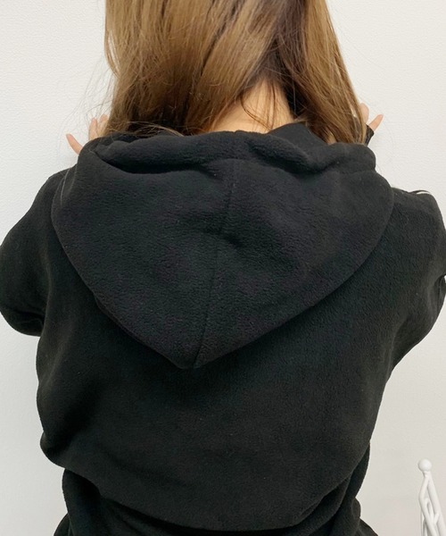 apres jour（アプレジュール）の「フリースロゴパーカー【ZOZOTOWN限定アイテム】（カーディガン/ボレロ・レディース・ブラック/ベージュ/ダークブラウン・フリー）」の18枚目の写真
