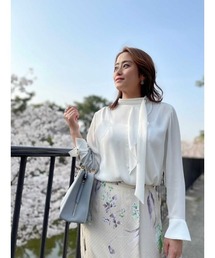 TONAL�i�g�[�i���j�́u�n�C�l�b�N�A�V���{�E�^�C�u���E�X�i�V���c/�u���E�X�j�v