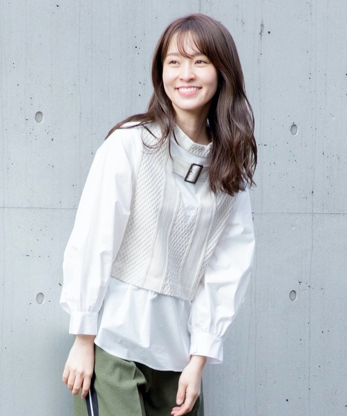 La SRIC(ラスリック)の「La SRIC/バックルベルトプルオーバー(シャツ/ブラウス・レディース・オフホワイト/ライトカーキ・38)」の2枚目の写真