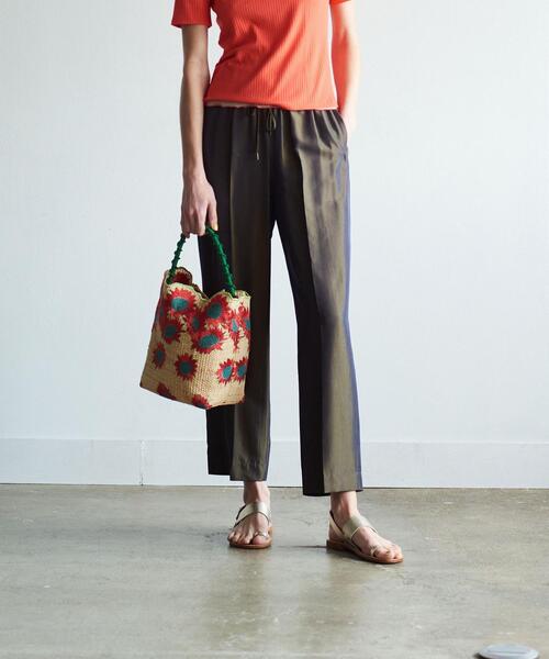 Steven Alan(スティーブンアラン)の「<Steven Alan>SHINY GATHER PANTS/パンツ(その他パンツ・レディース・ダークグリーン/ブラウン・SMALL/MEDIUM)」の2枚目の写真