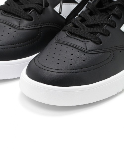 NEW BALANCE(ニューバランス)の「【New Balance/ニューバランス】CT05(スニーカー・メンズ・ホワイト/ブラック・27cm/26.5cm/27.5cm)」の5枚目の写真