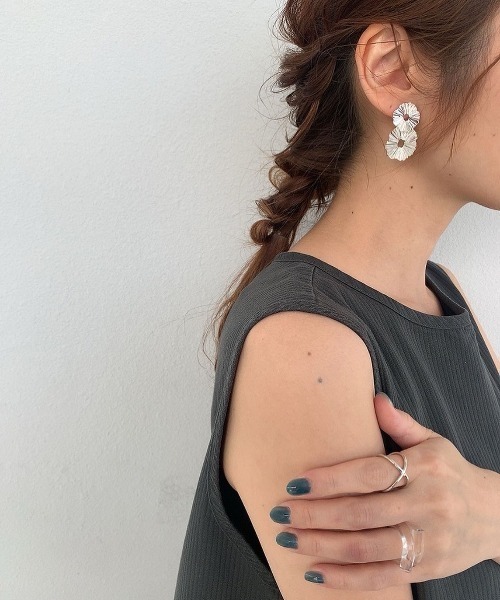 キラキラフープパネルピアス ピアス 両耳用 Mou モウ のファッション通販 Zozotown