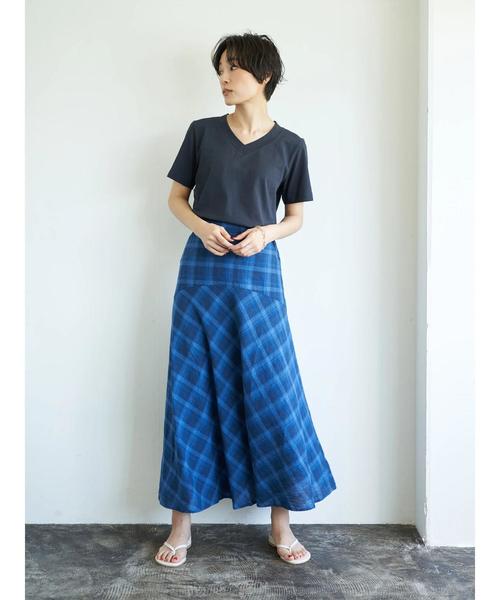 AMERICAN HOLIC（アメリカンホリック）の「太Vネックカットプルオーバー　＊〇（Tシャツ/カットソー・レディース・ベージュ/ネイビー/オフホワイト・M/L）」の7枚目の写真