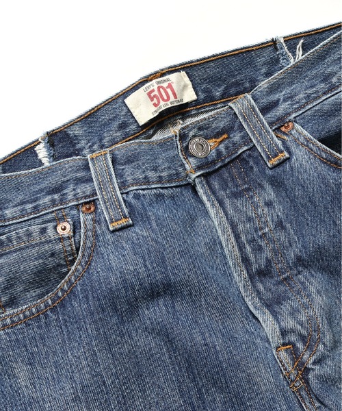 Levi's（リーバイス）の「THRIFTY LOOK/スリフティールック LEVIS SLIT REMAKE リメイクデニムパンツ（デニムパンツ・メンズ・ブルー系その他/ブルー系その他3/ブルー系その他2・M/L）」の10枚目の写真