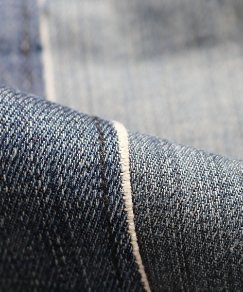Levi's（リーバイス）の「THRIFTY LOOK/スリフティールック LEVIS SLIT REMAKE リメイクデニムパンツ（デニムパンツ・メンズ・ブルー系その他/ブルー系その他3/ブルー系その他2・M/L）」の20枚目の写真