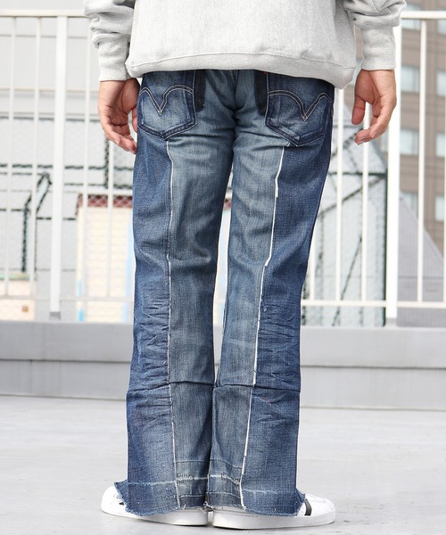 Levi's（リーバイス）の「THRIFTY LOOK/スリフティールック LEVIS SLIT REMAKE リメイクデニムパンツ（デニムパンツ・メンズ・ブルー系その他/ブルー系その他3/ブルー系その他2・M/L）」の7枚目の写真