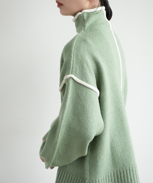 Aunt Marie's(アントマリーズ)の「パイピングボリュームスリーブタートルニット / AUNTMARIE'S(ニット/セーター・レディース・ブラック/ナチュラル/ベージュ/ブラウン/ライトブルー/ライトグリーン・FREE)」の5枚目の写真