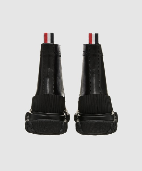THOM BROWNE(トムブラウン)の「LONGWING DUCK BOOT W/ RUBBER SOLE IN CALF LEATHER(ブーツ・メンズ・ブラック・8.5/9.5/7.5)」の4枚目の写真