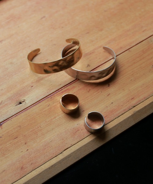 rapiecage（ラピエサージュ）の「ワイドプレートリング（リング・レディース・シルバー/ゴールド・FREE）」の10枚目の写真