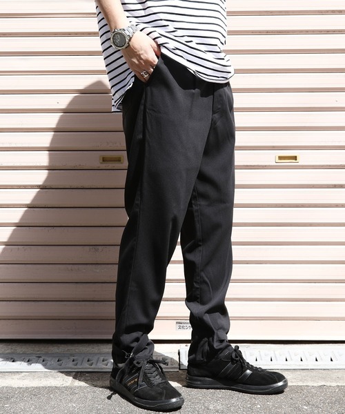 Air Tokyo（エアートウキョー）の「裾 ベルト 2WAY タック ワイドパンツ（その他パンツ・メンズ・ホワイト/ブラック/グレイッシュベージュ・MEDIUM/LARGE）」の14枚目の写真