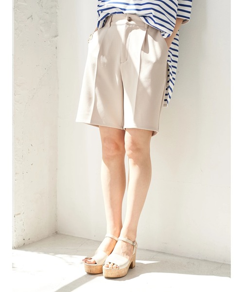 earth music&ecology（アースミュージックアンドエコロジー）の「タックハーフカットパンツ　＊（その他パンツ・レディース・その他8/ブラウン・MEDIUM/SMALL）」の11枚目の写真