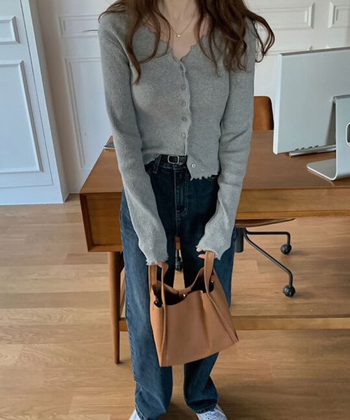 Girly Doll（ガーリードール）の「メロウ加工リブカーディガン（カーディガン/ボレロ・レディース・ベージュ/グレー/キャメル/ブラック/オフホワイト・FREE）」の17枚目の写真