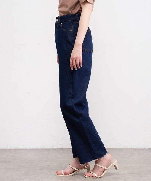 natural couture（ナチュラルクチュール）の「ニュートラルデニム（デニムパンツ・レディース・オフホワイト/インディゴブルー/ブルー・SMALL/MEDIUM/LARGE）」の4枚目の写真