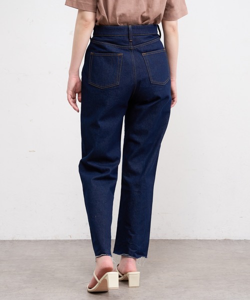 natural couture（ナチュラルクチュール）の「ニュートラルデニム（デニムパンツ・レディース・オフホワイト/インディゴブルー/ブルー・SMALL/MEDIUM/LARGE）」の5枚目の写真