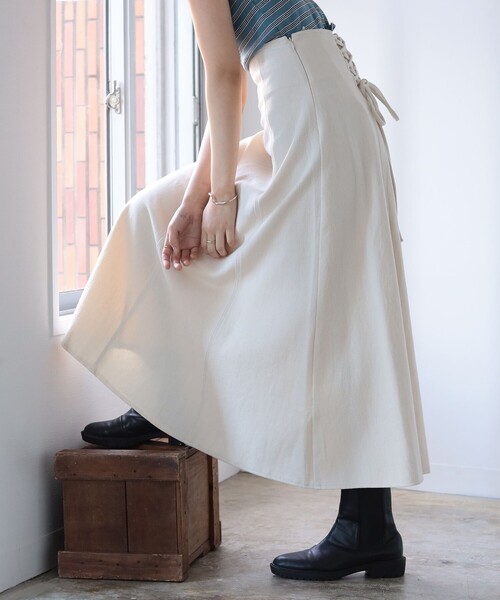 BeAMS DOT(ビームスドット)の「【WEB限定】BeAMS DOT / レースアップ デニムロングスカート(スカート・レディース・ブラック/インディゴブルー/ブラック系その他4/ホワイト系その他5・FREE)」の7枚目の写真