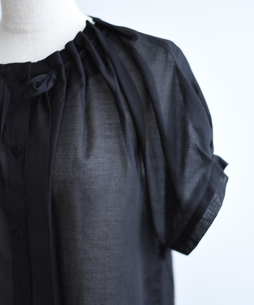 Eimee Law（エイミーロウ）の「ドロストネックBL（シャツ/ブラウス・レディース・グリーン/パープル/ブラック・38）」の5枚目の写真