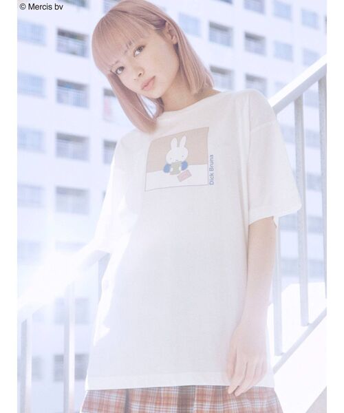 merry jenny（メリージェニー）の「miffy colorfully tee（Tシャツ/カットソー・レディース・ベージュ/オフホワイト・FREE）」の10枚目の写真