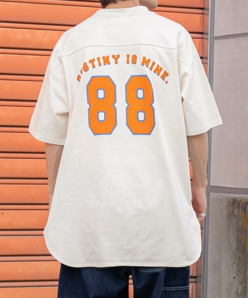 Perushu(ペルーシュ)の「フットボールプリントビッグTシャツ(Tシャツ/カットソー・レディース・チャコールグレー/オフホワイト・FREE)」の1枚目の写真