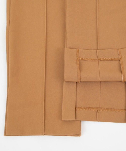 titivate(ティティベイト)の「センターピンタックスリムパンツ(その他パンツ・レディース・ライトブラウン/ブラック/モカ/グレイッシュベージュ/ダークオレンジ・S/M/L)」の14枚目の写真