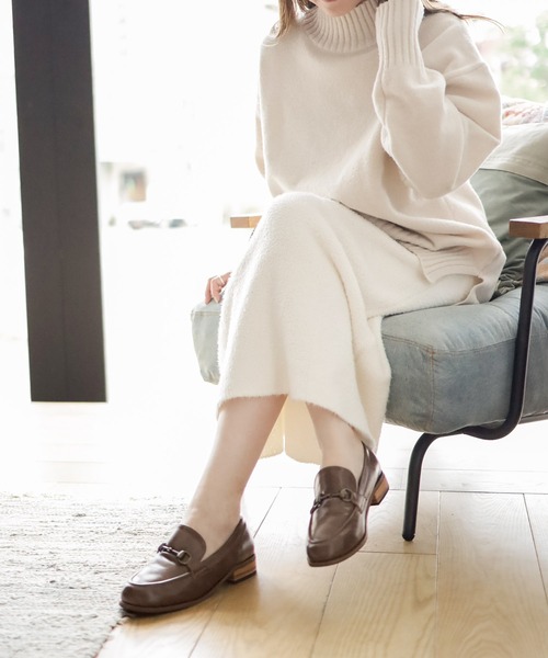 SESTO（セスト）の「レザーピースのアンティークビットローファーパンプス（ローファー・レディース・ブラック/パープル/キャメル・22.5cm/23.5cm/24.5cm/23.0cm/24.0cm/25.0cm）」の14枚目の写真