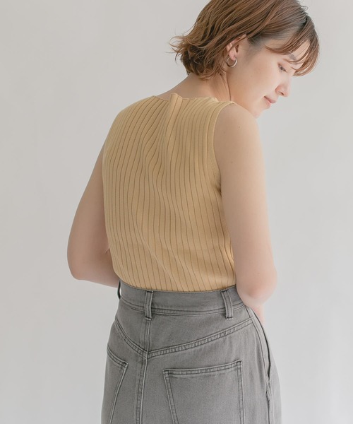 KBF（ケイビーエフ）の「ボートネックRIBニットタンクトップ（タンクトップ・レディース・ダークブラウン/ピンク/ベージュ系その他・ONE）」の3枚目の写真