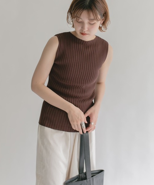 KBF（ケイビーエフ）の「ボートネックRIBニットタンクトップ（タンクトップ・レディース・ダークブラウン/ピンク/ベージュ系その他・ONE）」の12枚目の写真