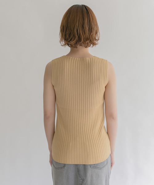 KBF（ケイビーエフ）の「ボートネックRIBニットタンクトップ（タンクトップ・レディース・ダークブラウン/ピンク/ベージュ系その他・ONE）」の17枚目の写真