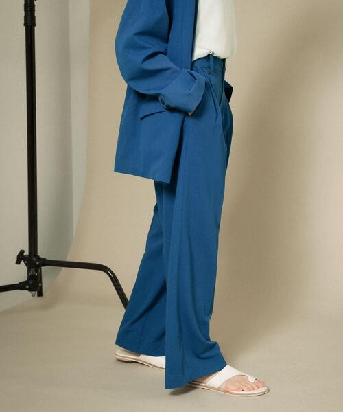 KBF（ケイビーエフ）の「ワンタックワイドスラックス（その他パンツ・レディース・グレー系その他/ベージュ/ブルー・ONE）」の4枚目の写真