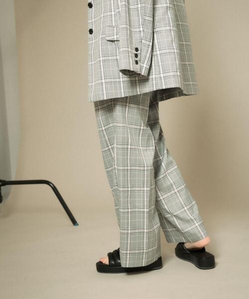 KBF（ケイビーエフ）の「ワンタックワイドスラックス（その他パンツ・レディース・グレー系その他/ベージュ/ブルー・ONE）」の15枚目の写真