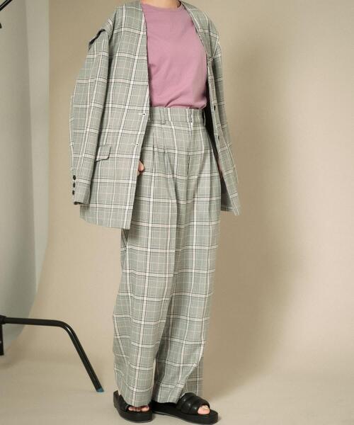 KBF（ケイビーエフ）の「ワンタックワイドスラックス（その他パンツ・レディース・グレー系その他/ベージュ/ブルー・ONE）」の6枚目の写真