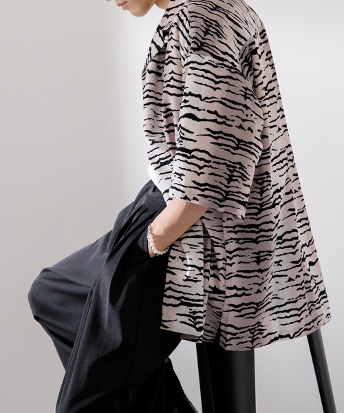 Adoon plain（アドーンプレーン）の「【Adoon plain】アソート柄シャツ（シャツ/ブラウス・メンズ・ブラック/アニマル・MEDIUM/LARGE）」の13枚目の写真