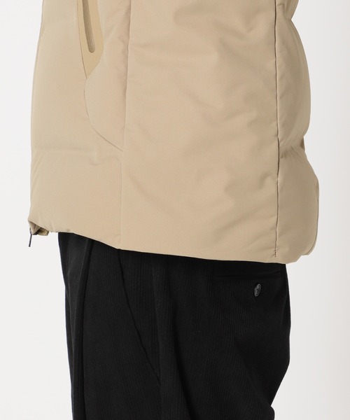 JOURNAL STANDARD relume(ジャーナルスタンダード レリューム)の「【DESCENTE ALLTERRAIN/デサントオルテライン】別注 ビックサイズ マウンテニア ダウンジャケット(ダウンジャケット/コート・メンズ・ベージュ/ブラック・LARGE/MEDIUM/X-LARGE)」の20枚目の写真
