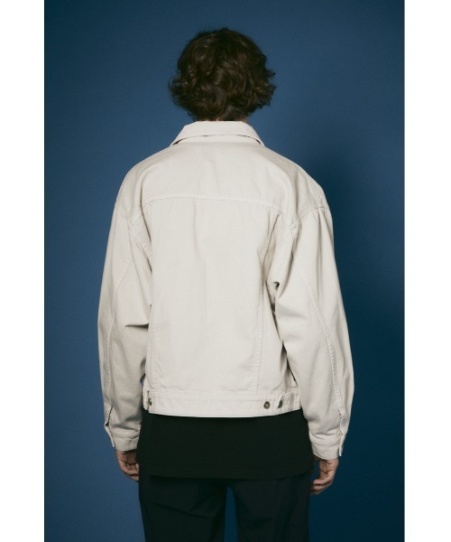 rienda（リエンダ）の「オーバーカラーデニムジャケット-U（デニムジャケット・レディース・ライトベージュ/ブラック・FREE）」の4枚目の写真