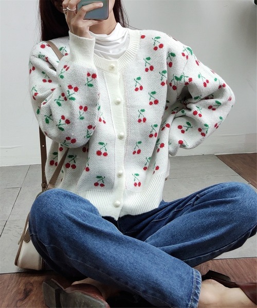 MAISON DE THERESE（メゾン ド テレーズ）の「チェリー柄ニットカーディガン（カーディガン/ボレロ・レディース・アイボリー/ネイビー・M）」の17枚目の写真